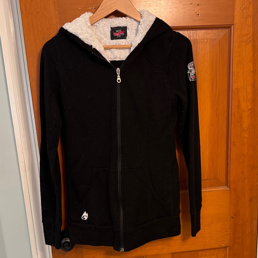 Cozy Black Zip-Up Women's Sweater